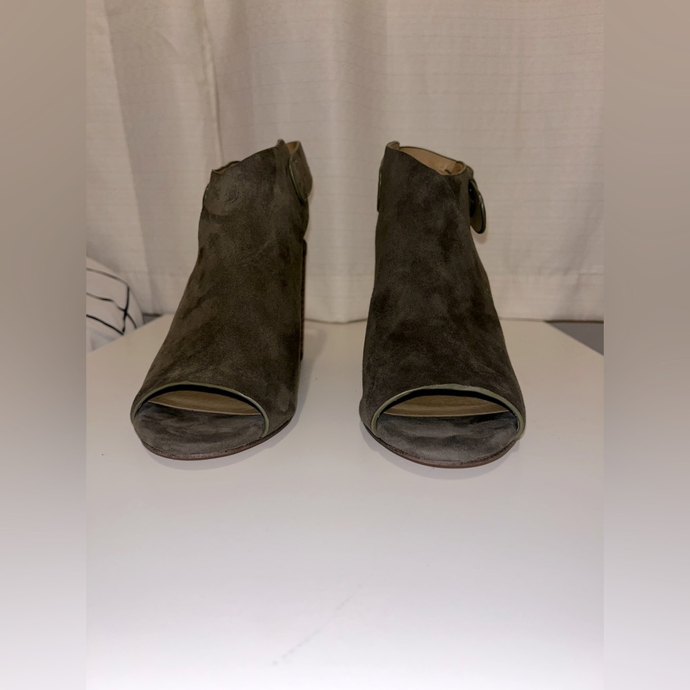 Splendid Woman’s Heels